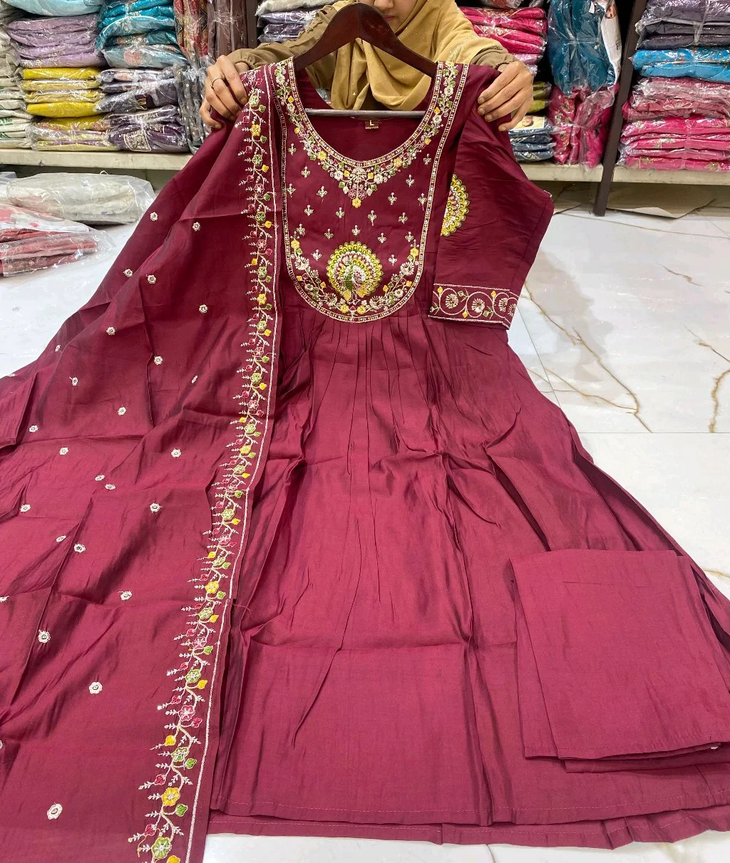 Maroon Embroidered Mulchanderi Kurta Set with Dupatta thumbnail 2