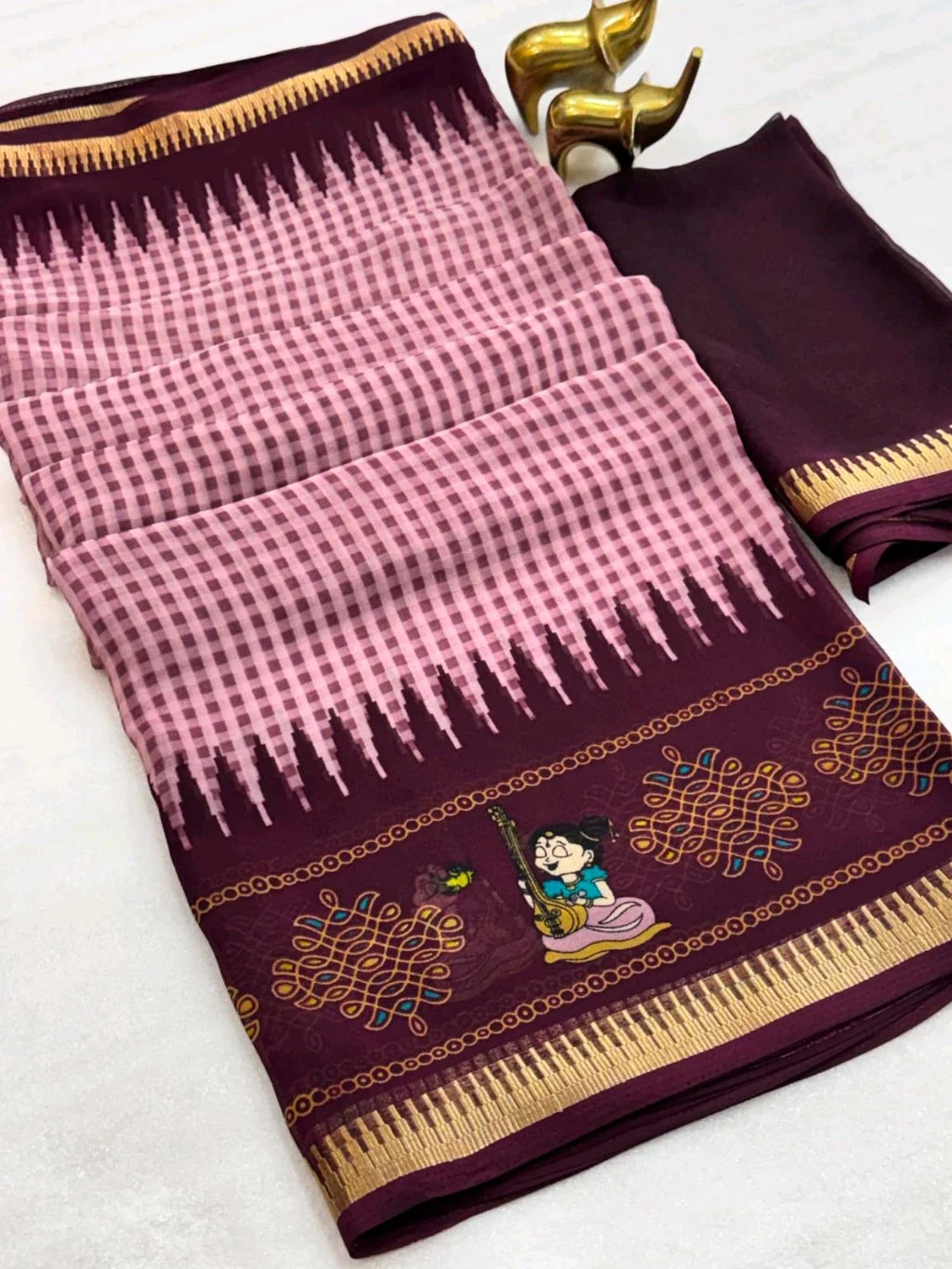 Checkered Maroon Saree with Cartoon Print Pallu thumbnail 6