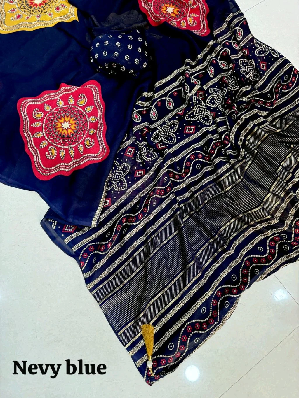 Black Bandhani Print Saree with Colorful Motifs thumbnail 6