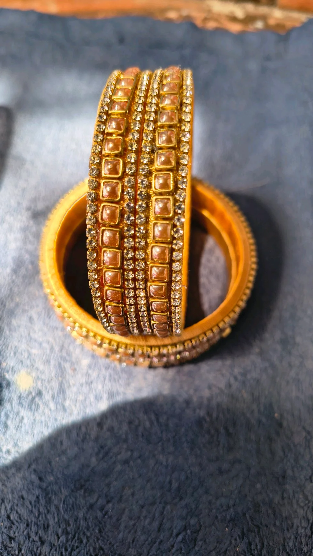 Golden Kundan Style Bangle Set 1