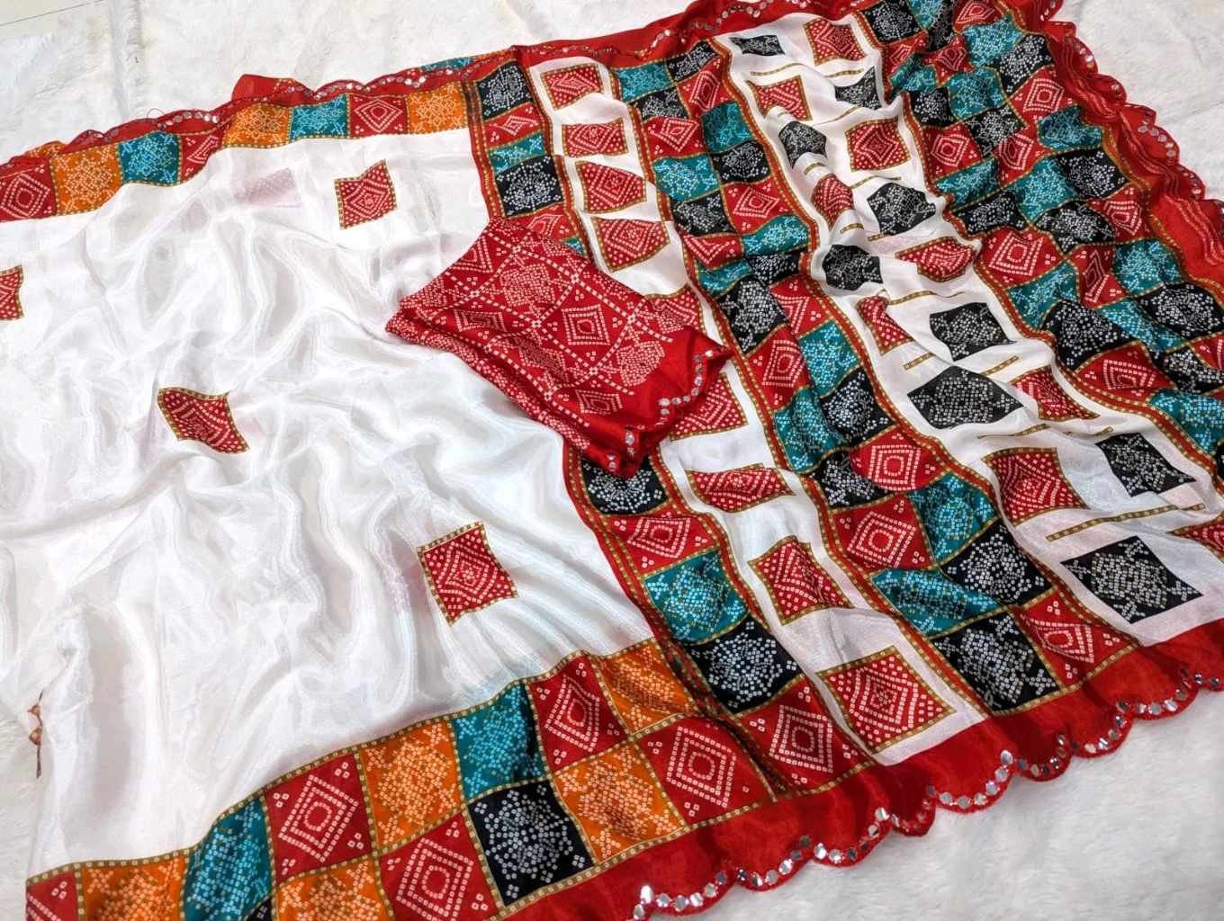 Turkey Silk Saree With Bandhani Print Material with Mirror Work thumbnail 2