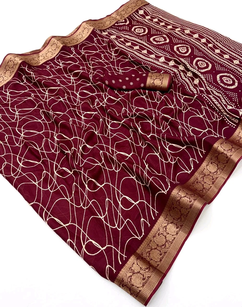 Marshmellow Print Saree with Abstract Print and Gold Zari Border thumbnail 7