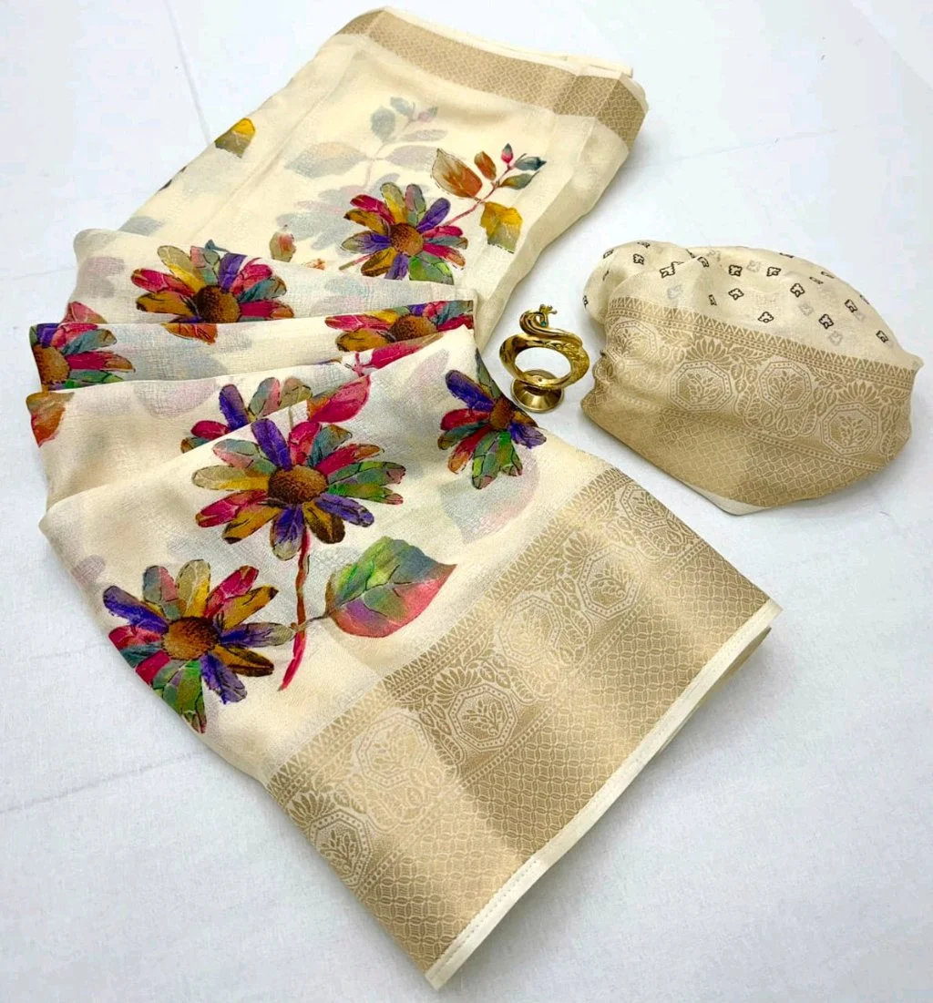 Heavy Marshmellow Saree with Zari Border thumbnail 3