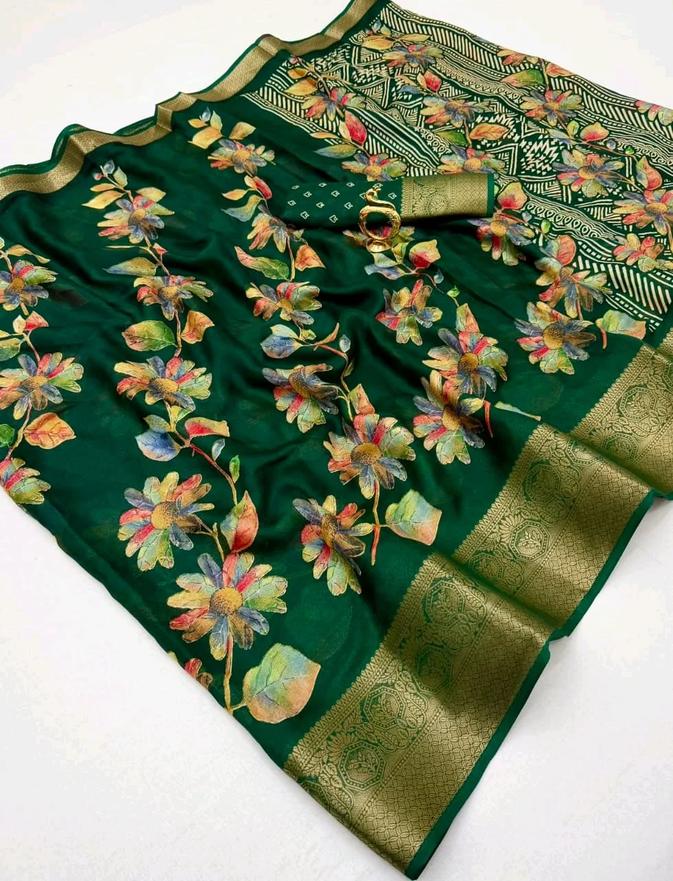 Heavy Marshmellow Saree with Zari Border thumbnail 8