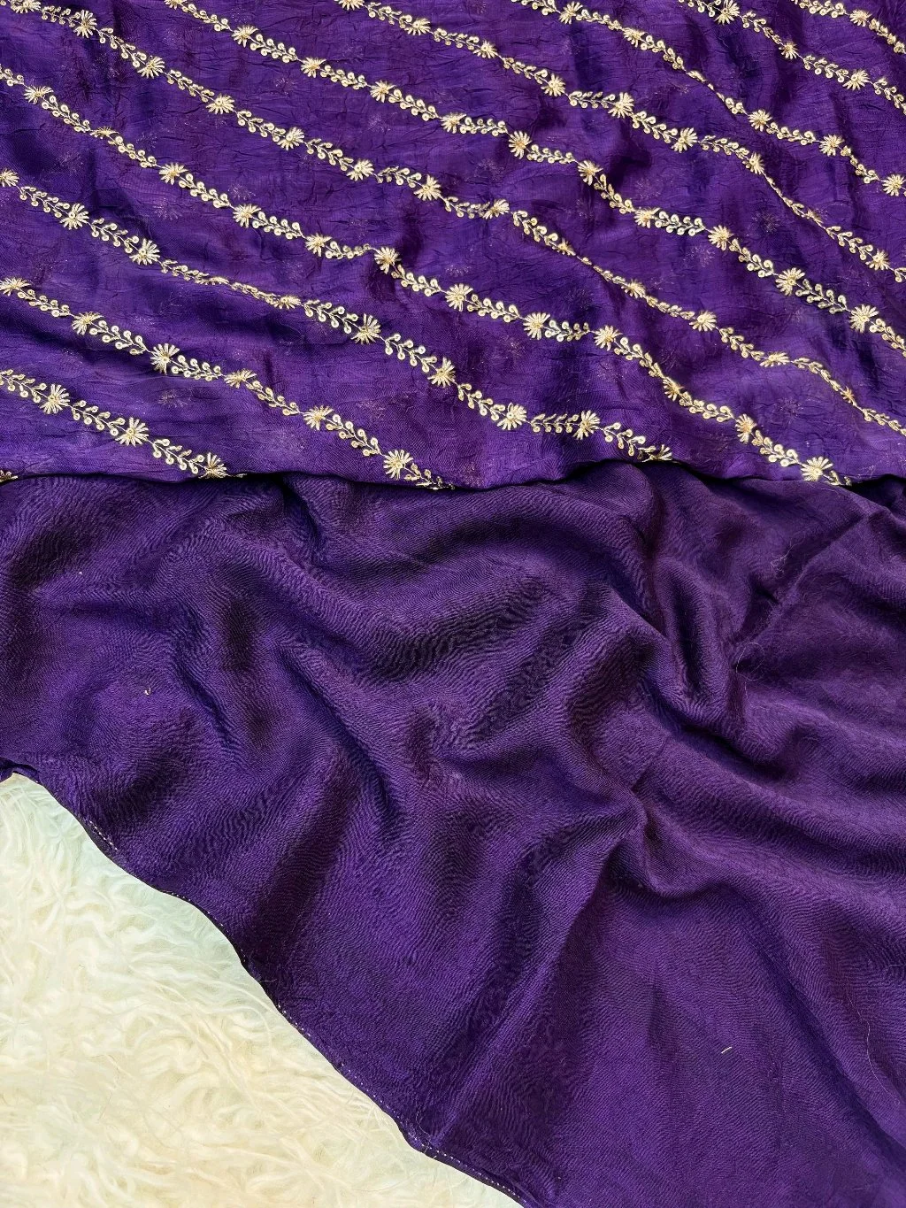 Crush Leharive Saree thumbnail 3
