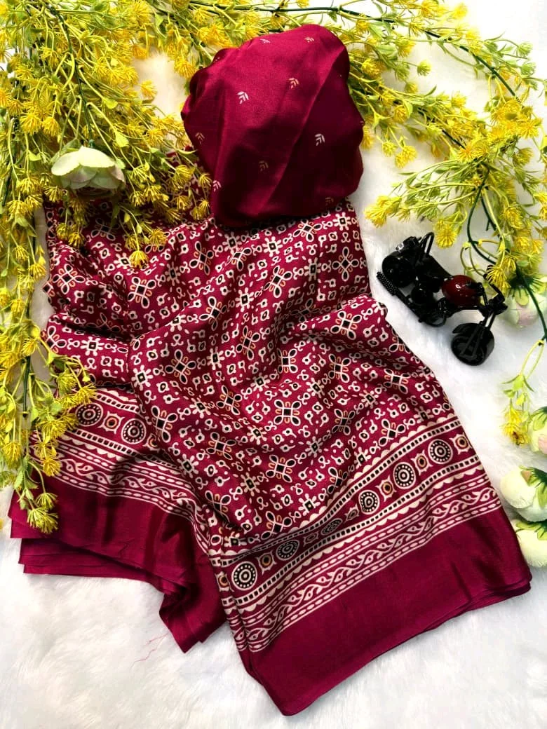 Pure Crepe Gajji Sarees thumbnail 1