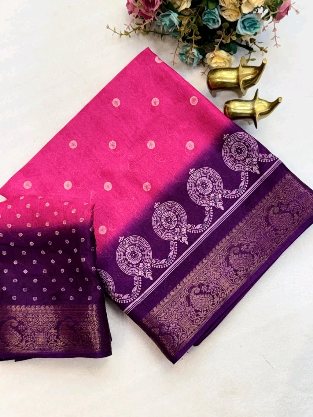 Dola Jute  Silk Blend Saree with Zari Border 5