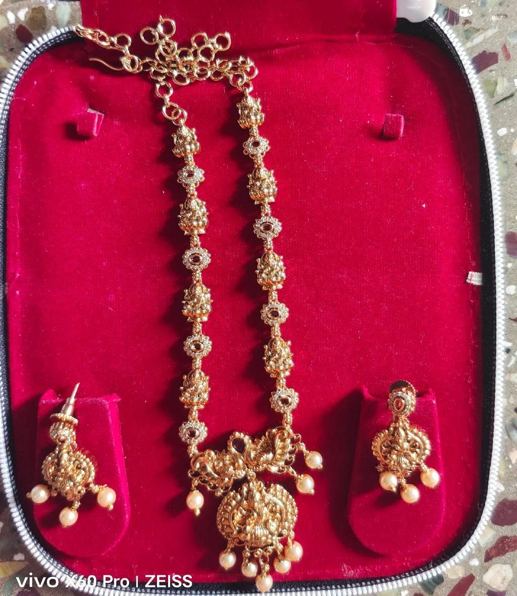 Gold Plated Temple Jewelry Necklace Set with Earrings