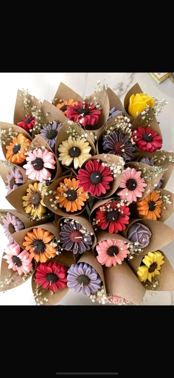 Colorful Daisy Scented Candles (5 Piece)