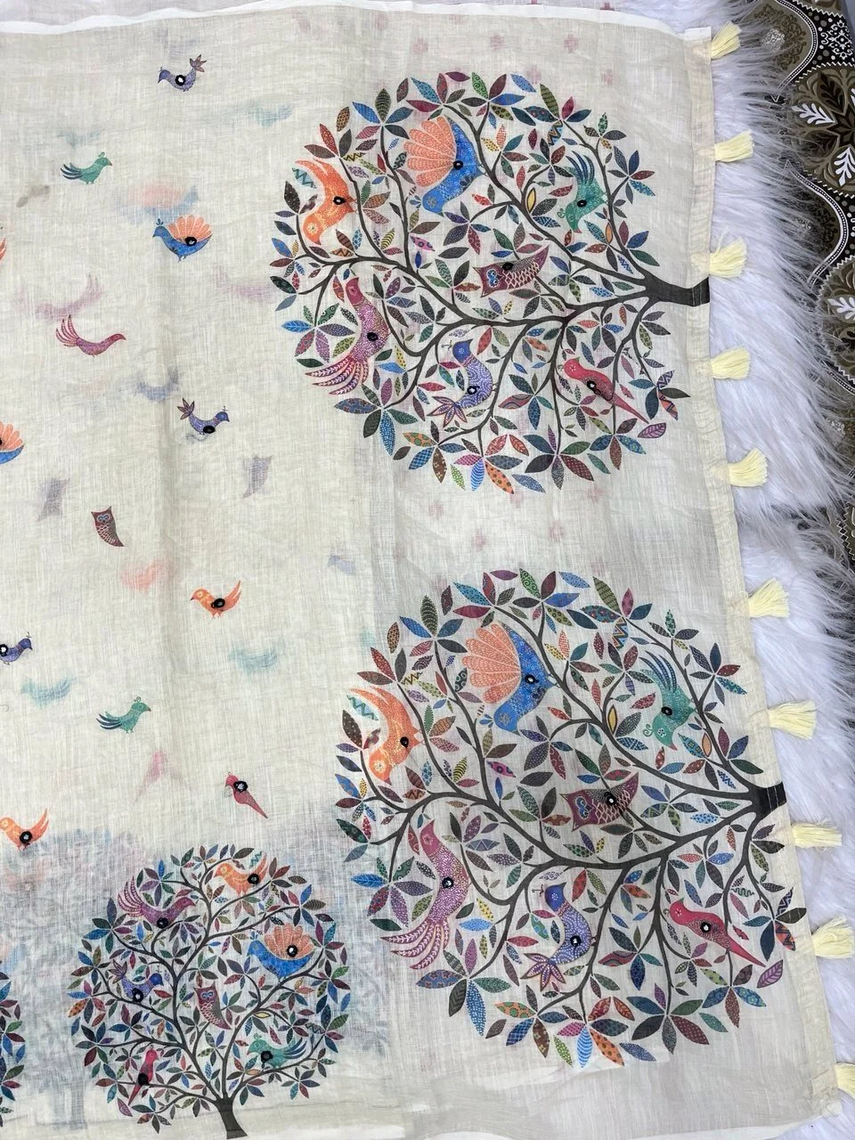 Linen Blend Saree with Tree of Life Print and Mirror Work 6