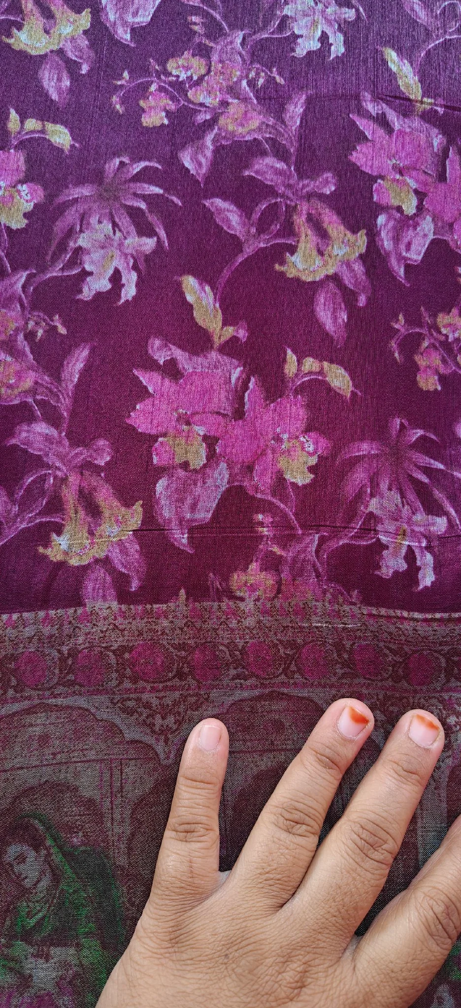 Purple Floral Figurative Saree with Green Zari Border 3