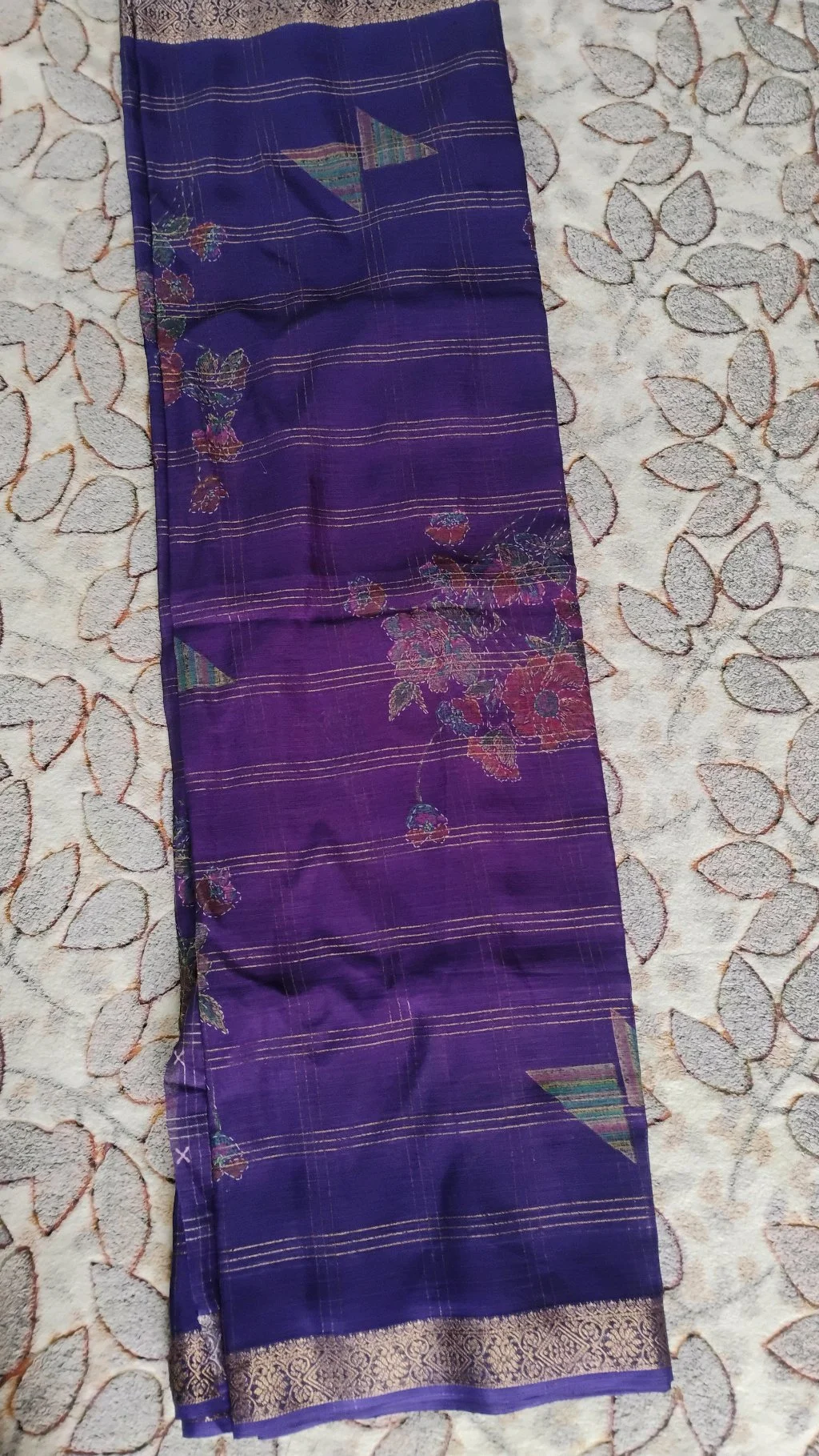 Purple Silk Blend Saree with Floral Print and Zari Border thumbnail 2
