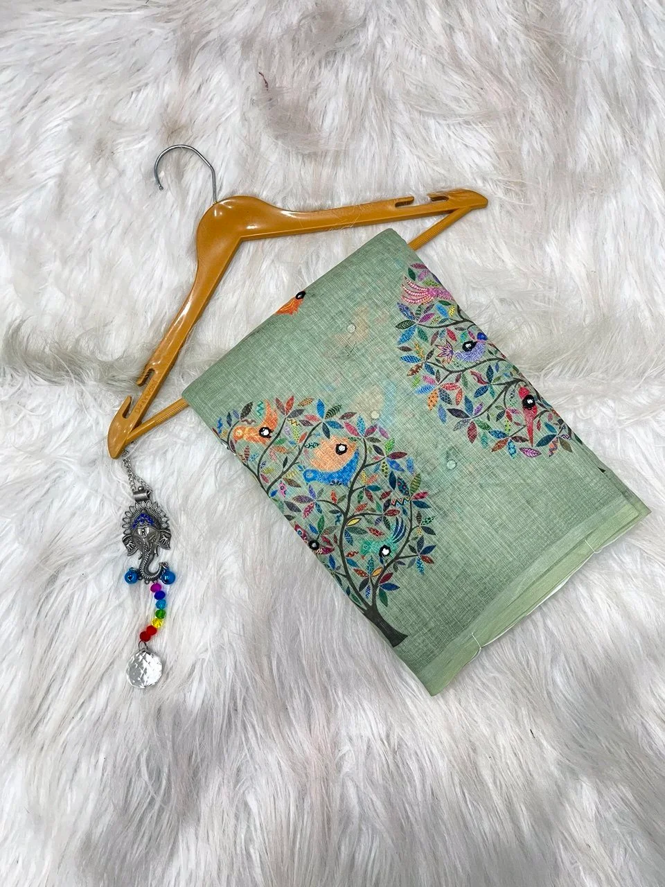 Linen Blend Saree with Tree of Life Print and Mirror Work 2