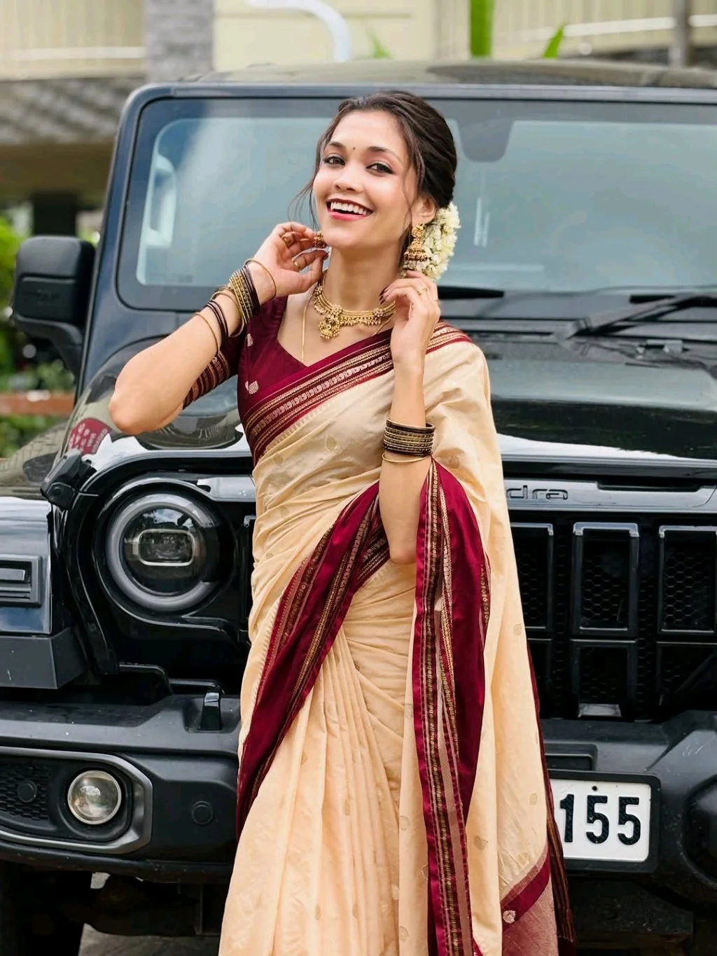 Banarasi Warm Silk Saree thumbnail 3